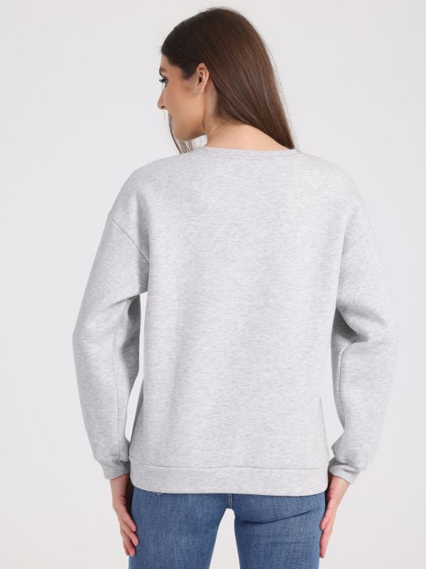 332574 April Sweatshirt